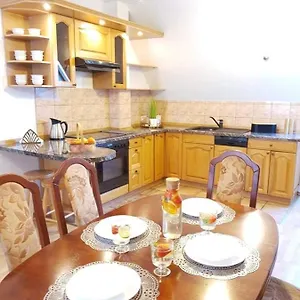 apartament-dominik.zakopanehotels.org/