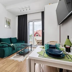 apartment-by-the-oder-river-wrocaw-by-renters.hotelswroclaw.com/
